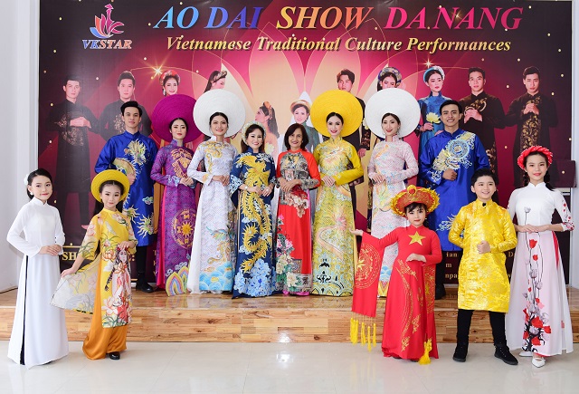 VÉ ÁO DÀI SHOW Ở ĐÀ NẴNG